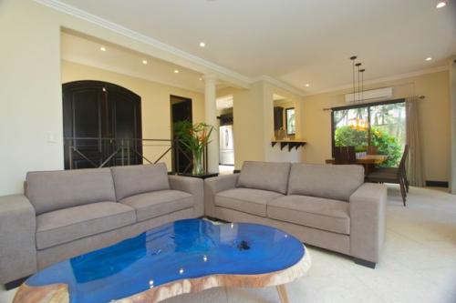 Fabulous 3 Bedroom Villa  En Suite At The Beach!